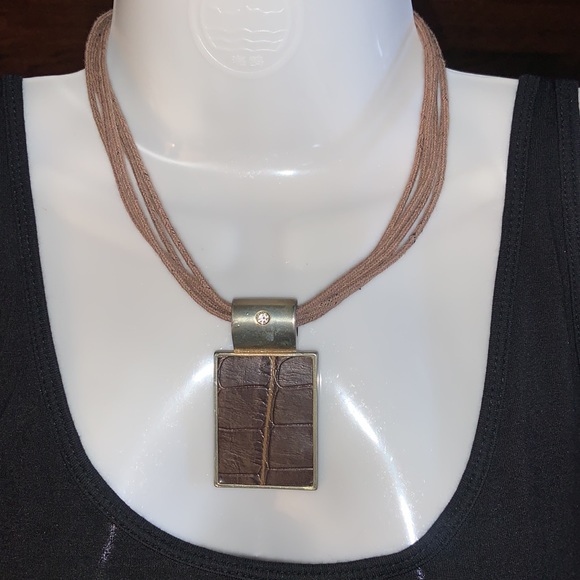 Necklace  bundle 3 for $20 - Picture 3 of 5